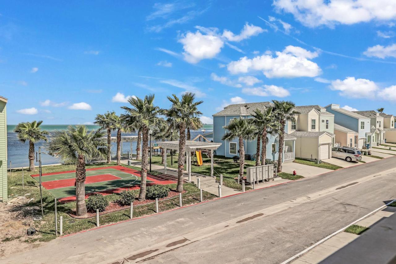 Bayfront Cottage- Pool - Hot Tub - Close To Beach ポートイザベル エクステリア 写真
